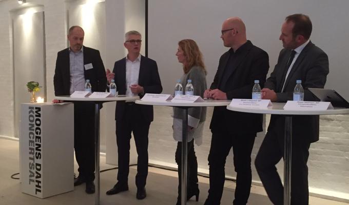 Debat om elbiler på årsmødet i Dansk Elbil Alliance 2016